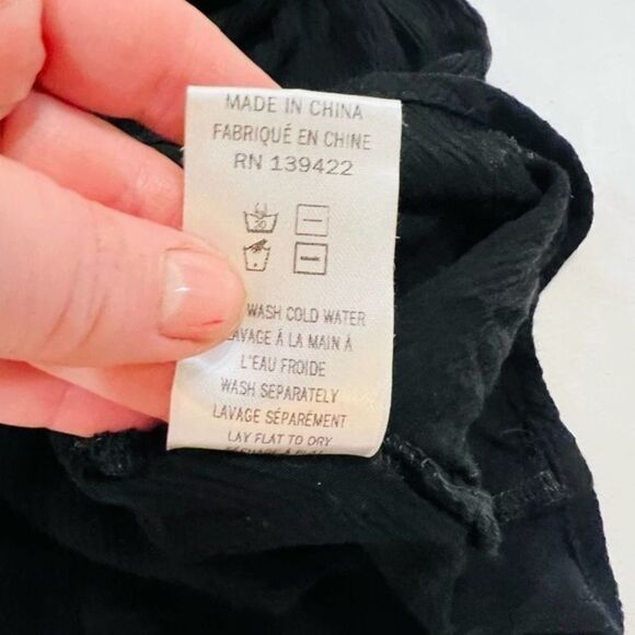 Tobi Womens Black Off the shoulder bell sleeve crop top size small s - Picture 8 of 9